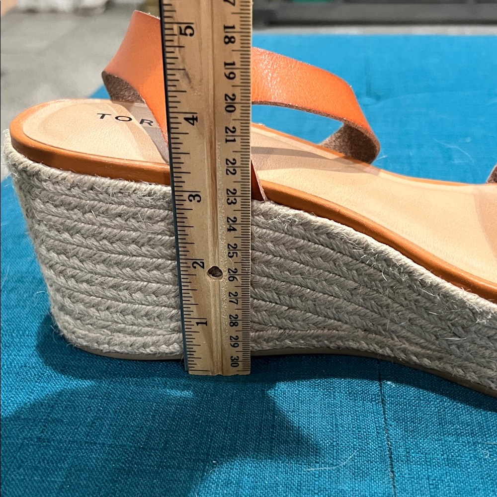 Torrid Cognac and Cream Wedge Sandals - Picture 7 of 11